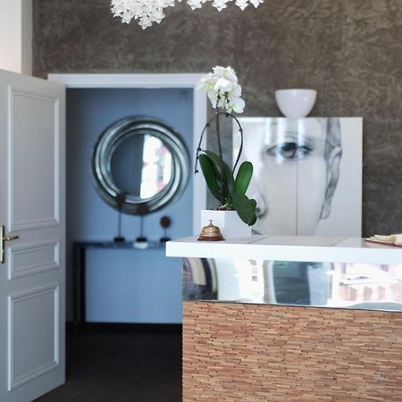 Le Saint Louis Hotel Amiens Bagian luar foto