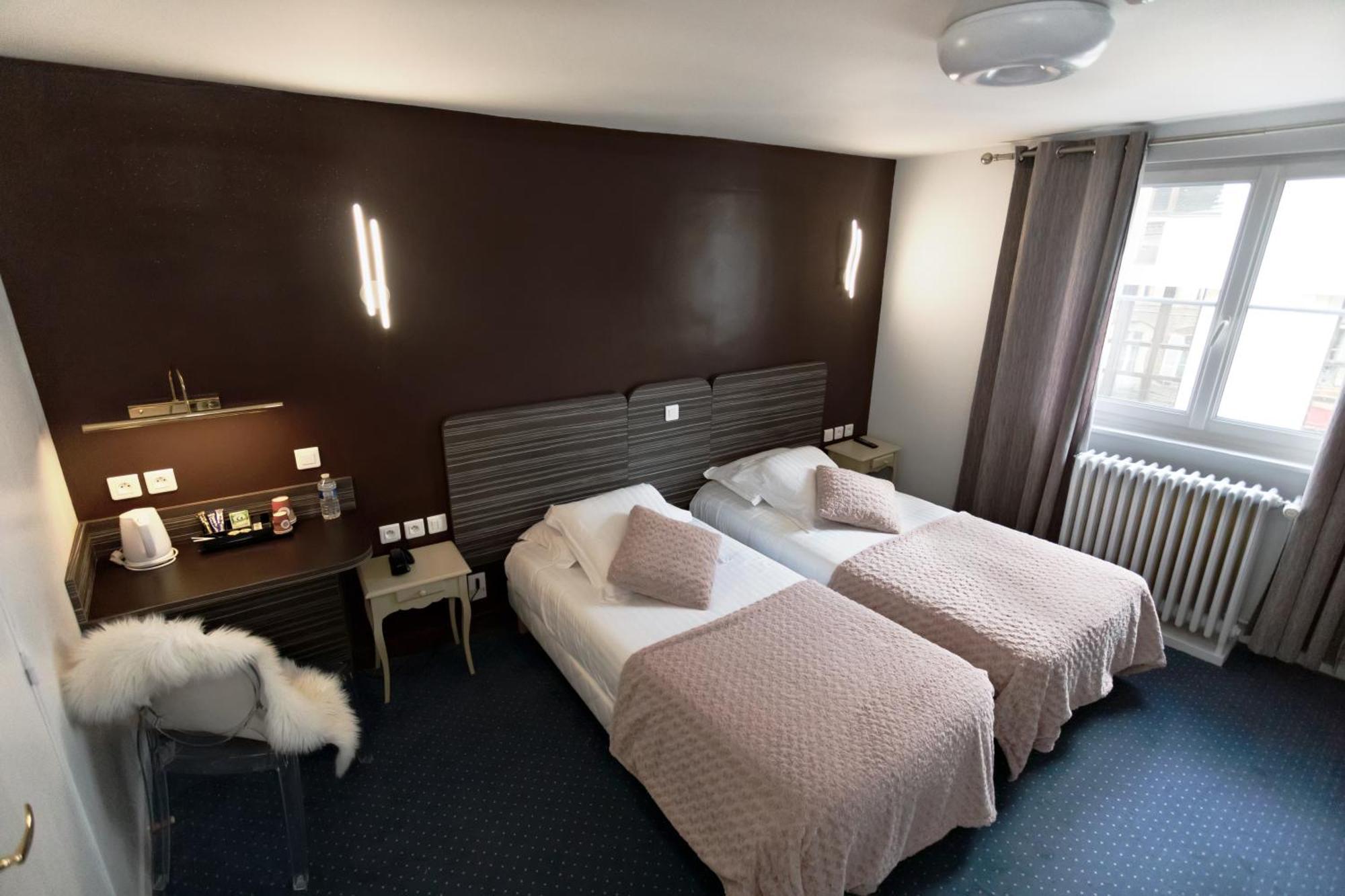 Le Saint Louis Hotel Amiens Bagian luar foto