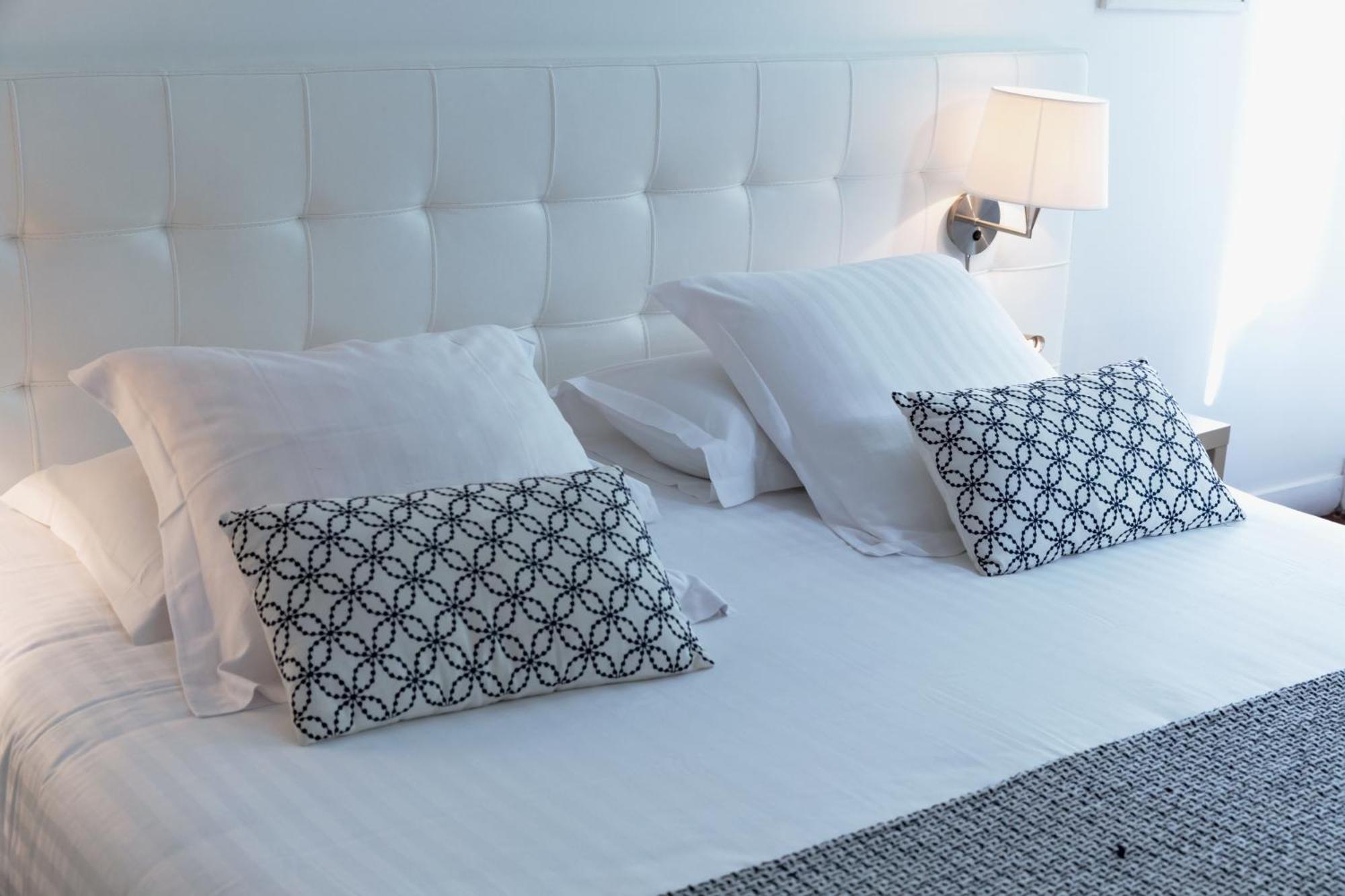 Le Saint Louis Hotel Amiens Bagian luar foto