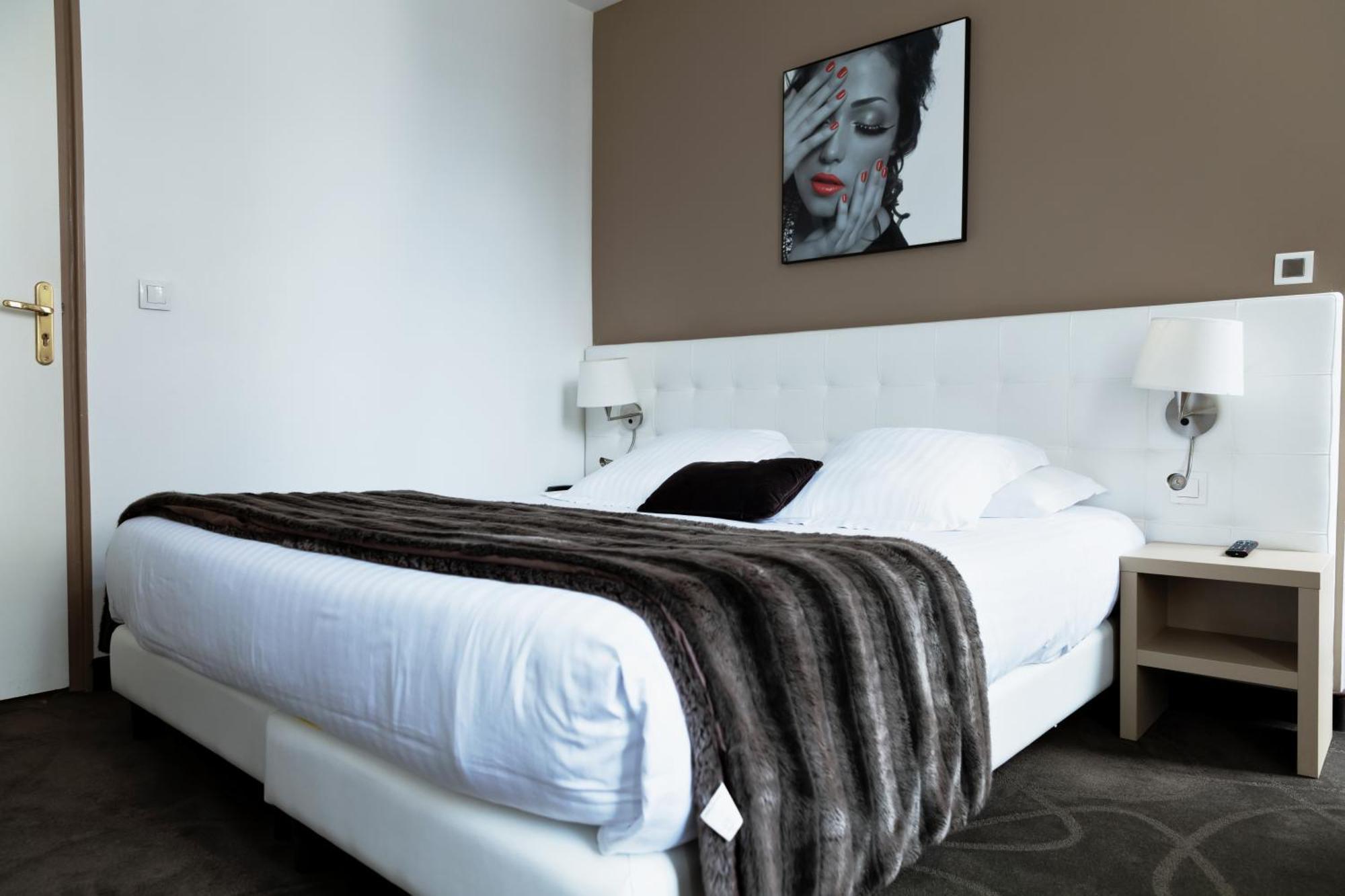 Le Saint Louis Hotel Amiens Bagian luar foto