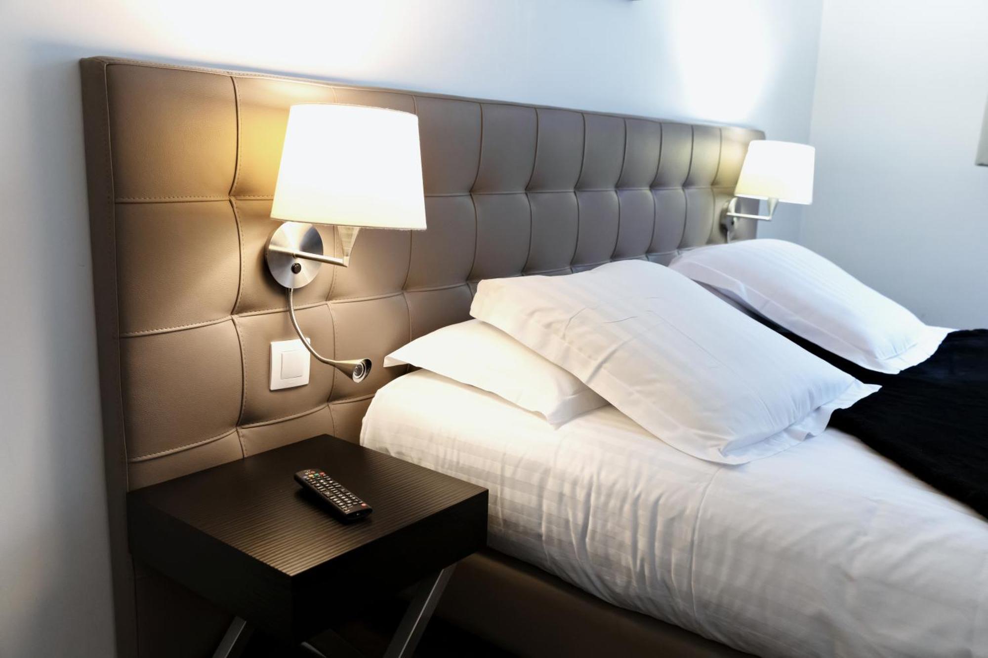 Le Saint Louis Hotel Amiens Bagian luar foto