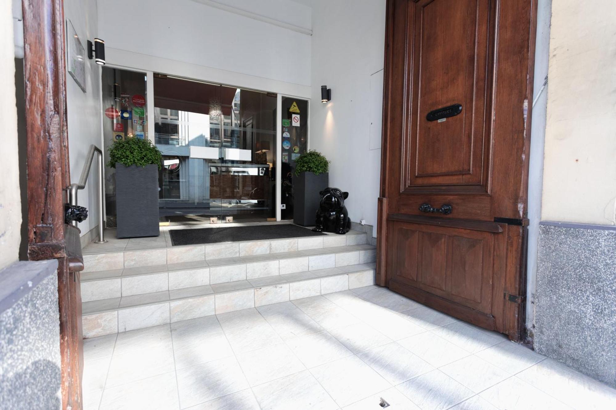 Le Saint Louis Hotel Amiens Bagian luar foto