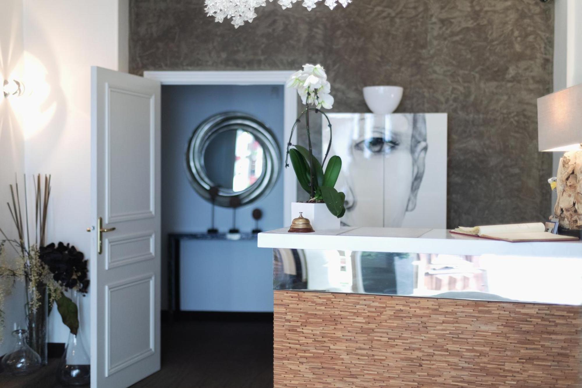 Le Saint Louis Hotel Amiens Bagian luar foto