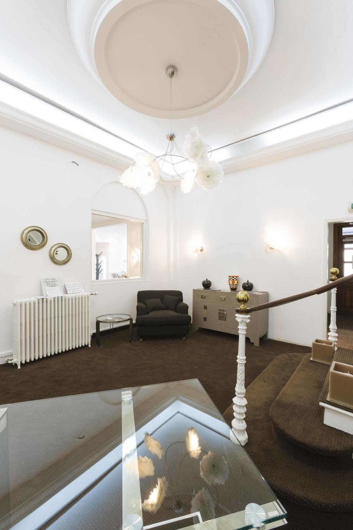Le Saint Louis Hotel Amiens Bagian luar foto